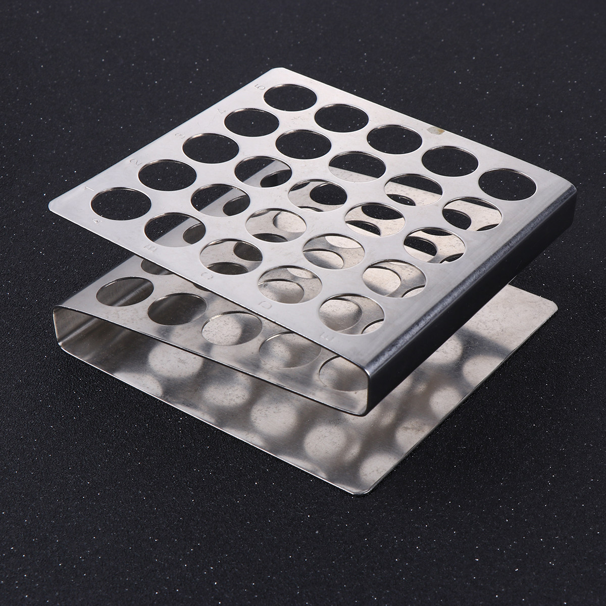 حامل أنابيب اختبار من الفولاذ  - مراجعة Lab Equipment وسعره